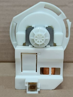  () COPRECI  3    Indesit,  , , 30W (,  1)