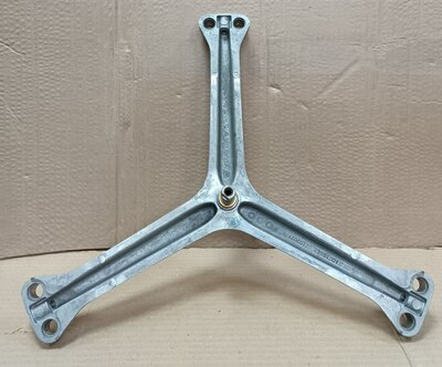     Indesit 210215562-210202978 (,  1)