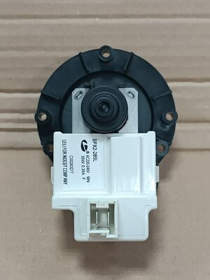 ����� (�����) LEILI �� 3 ������ ����� �����. (����, ��� 1)