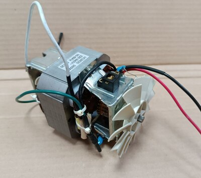 ����� (���������) ���������������� VITEK 550 W (����, ��� 1)