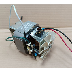 ����� (���������) ���������������� VITEK 550 W. ��� 2