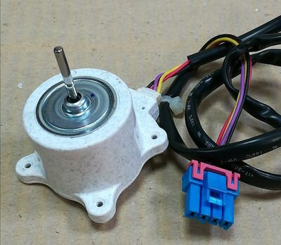    LG ODM-033F-5B72 DC12V 1A ()